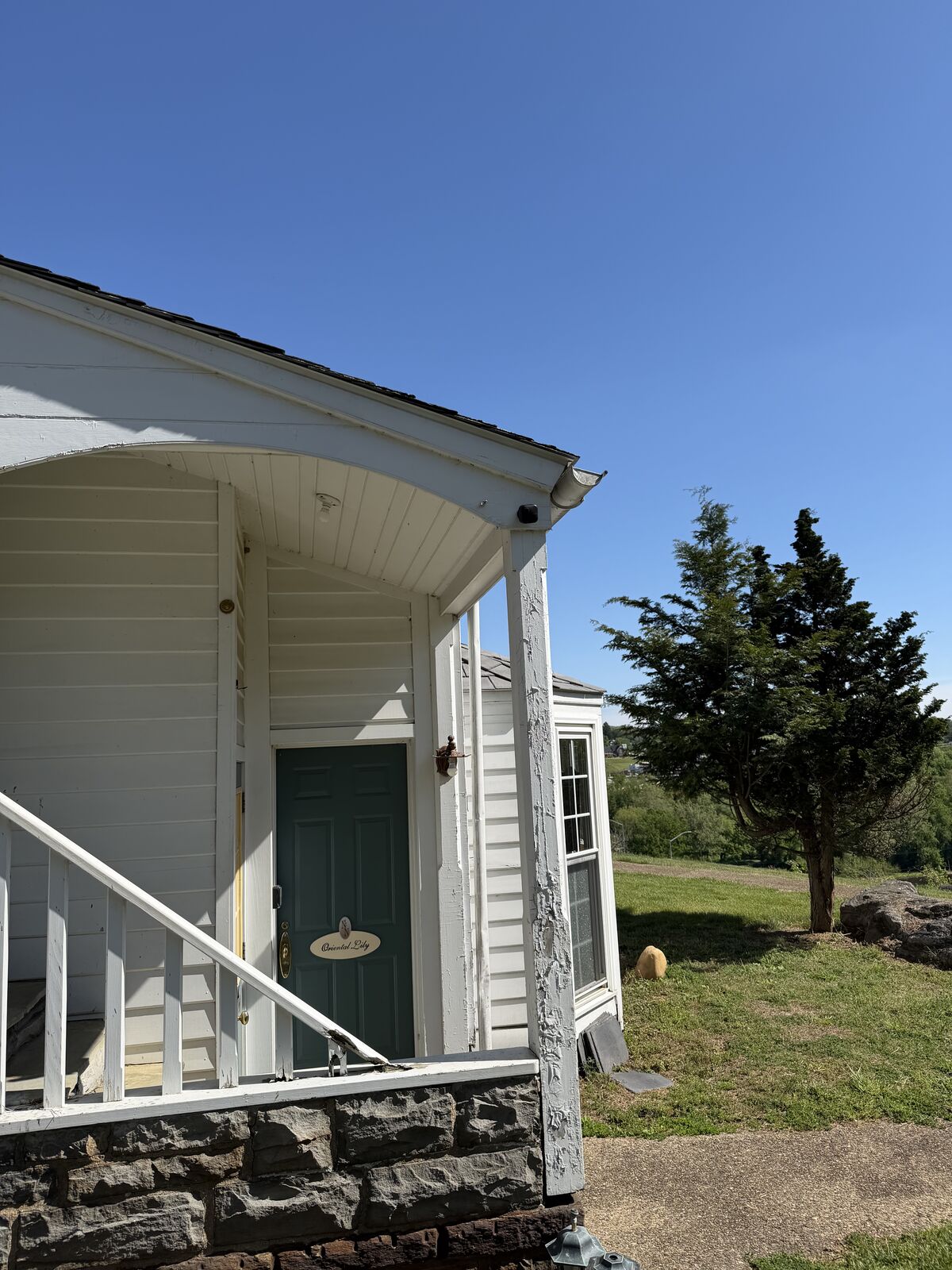 Blink camera — upper gable install